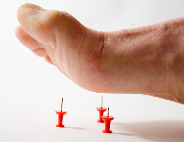 Судороги в ногах: причины, лечение в домашних условиях.