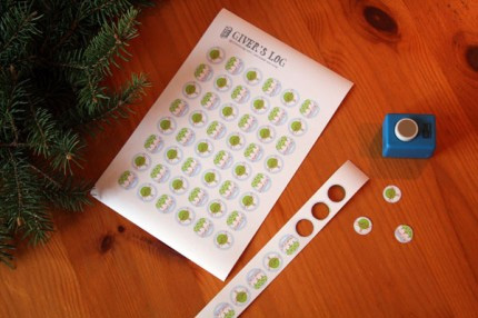 идеи подарков на новый год - фрукты с собственными наклейками