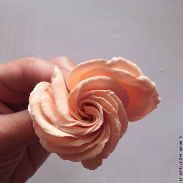 Делаем розы из фоамирана на примере венка-повязки, фото № 23