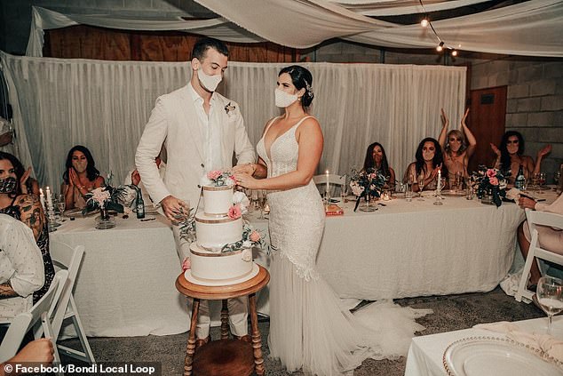 One user actually did photoshop the curtain to be symmetrical, but added masks to the bride and groom