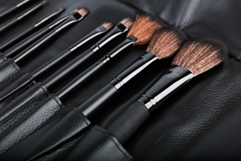 Set of cosmetic paint brush for makeup