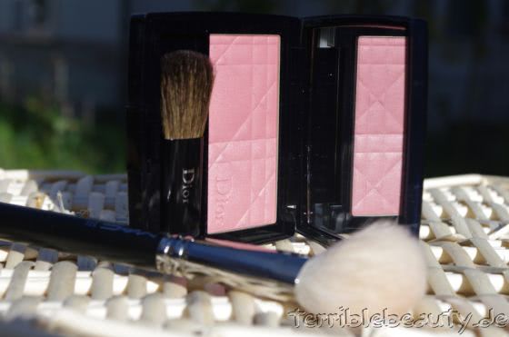 Сочные румяна Dior Diorblush 943 Strawberry sorbet