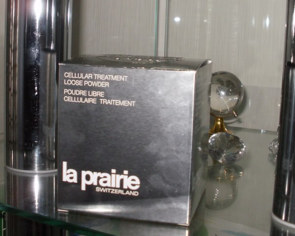 La prairie cellular treatment loose powder - translucent 2