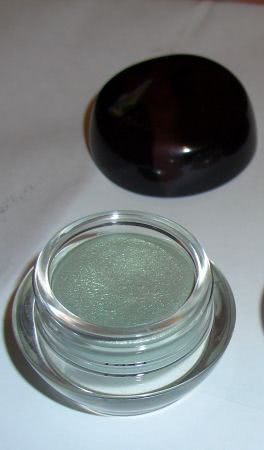 Shiseido Hydro-Powder Eye Shadow. Тени для век моно. И о том, как я полюбила кремовые тени