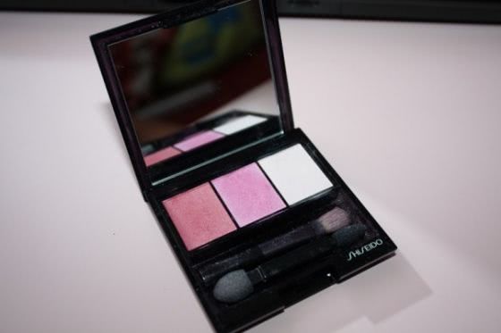 Тени Shiseido Luminizing Satin Eye Color Trio PK403 - полное разочарование!
