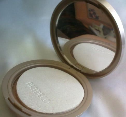 Знакомство с ArtDeco Mineral Compact Powder