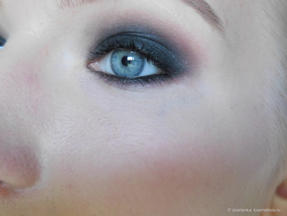 Идеальные тени для smoky eyes! Clarins Бархатистые тени для век Ombre Matte #07 Carbon