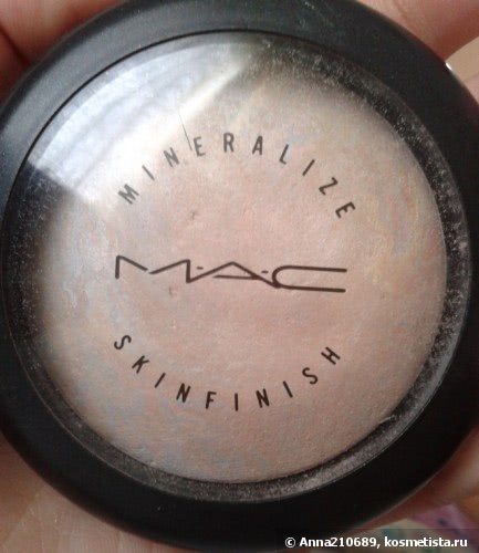 Мой любимый хайлайтер от MAC -  Mineralize Skinfinish - Lightscapade