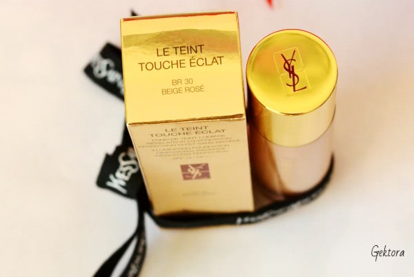 Тональная основа 3D сияние YSL  Le Teint Touche Eclat BR 30 SPF 19 / PA++