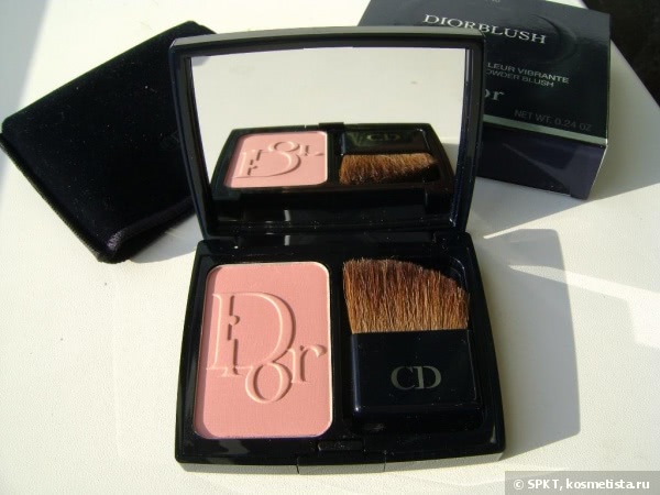 Dior Diorblush Vibrant Colour Powder Blush Beige Nude 746 - румяна для дневного макияжа