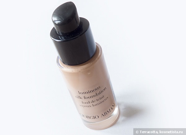Тональный крем для сияния Giorgio Armani Luminous Silk Foundation 5
