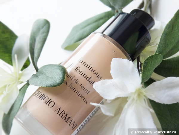Тональный крем для сияния Giorgio Armani Luminous Silk Foundation 5