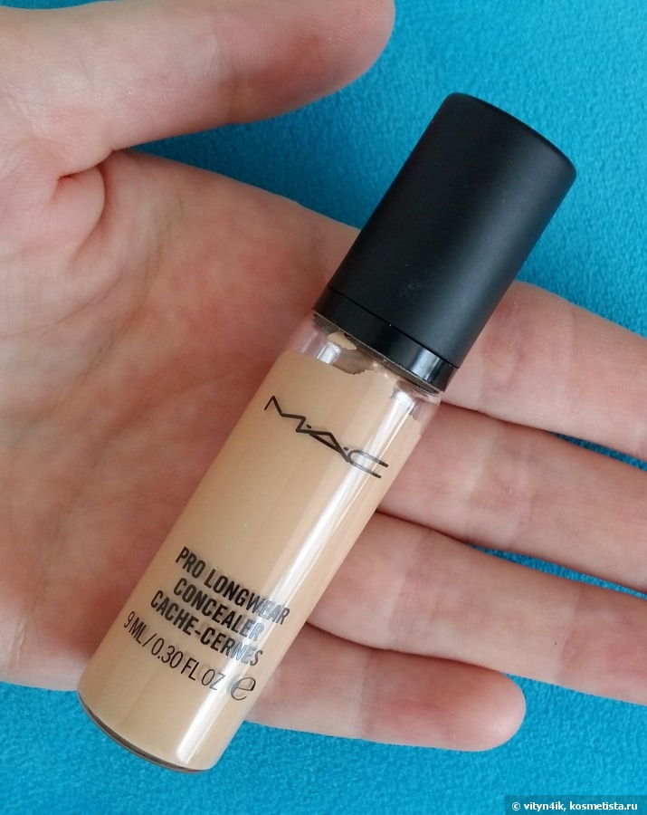 Стойкий консилер MAC Pro Longwear Concealer Cache-Cernes в оттенке NC20