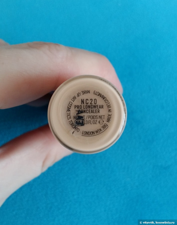 Стойкий консилер MAC Pro Longwear Concealer Cache-Cernes в оттенке NC20