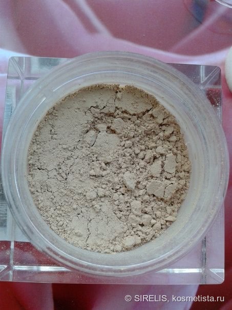 Самостоятельная.Невидимая.Идеальная. Рассыпчатая пудра Clarins Skin Illusion Mineral & Plant Extracts Loose Powder Foundation №103 (ivory)