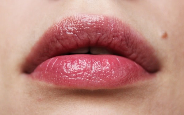 Черная звезда Givenchy Rouge Interdit Lipstick 