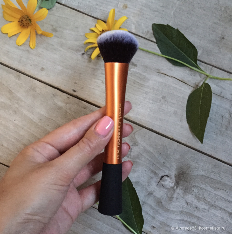 Кисти Real Techniques: Powder brush и Expert face brush