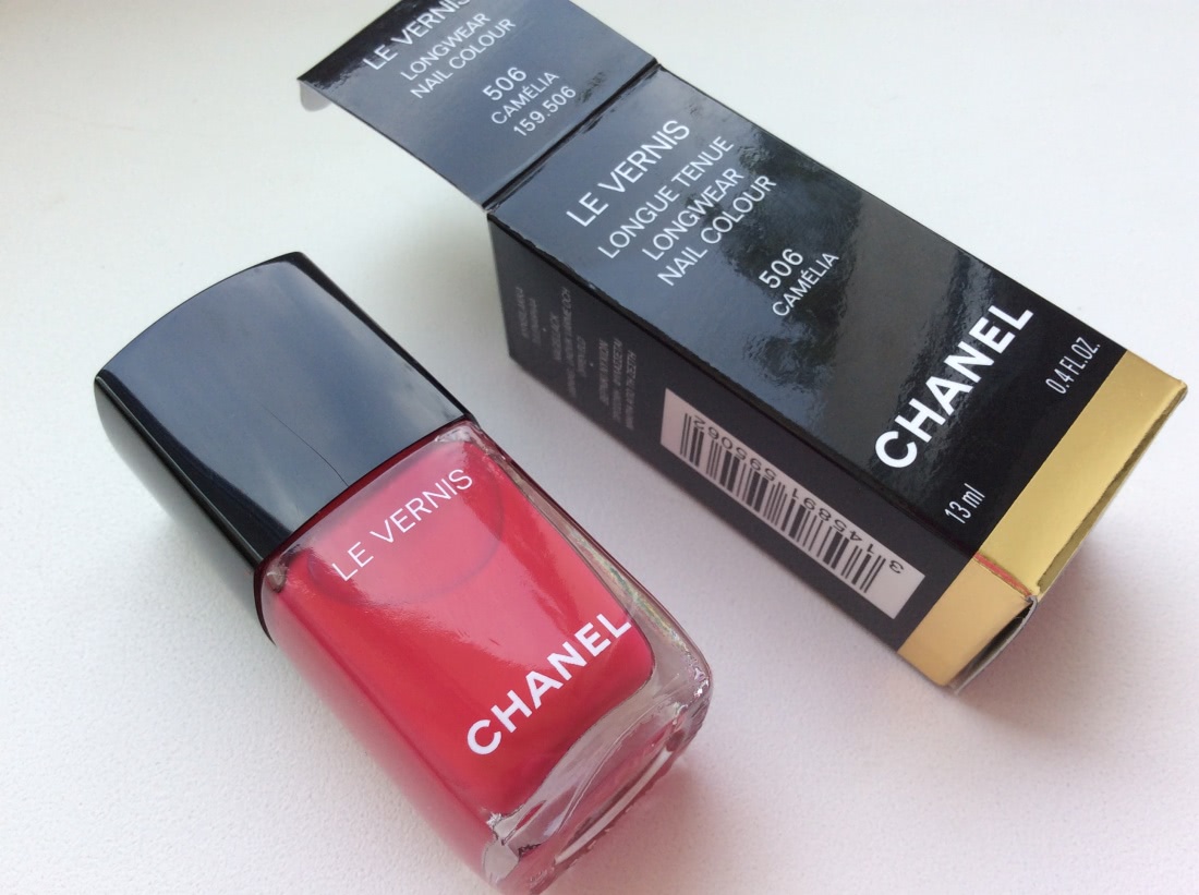 Chanel Le Vernis Longwear Nail Colour #514 Roubachka, #506 Camelia