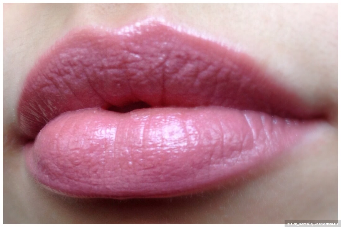 4 антидота для приунывшего помадоманьяка: YSL Kiss & Blush #9, Chanel Rouge Allure Gloss #16, Shiseido Lacquer Rouge RS 727 и Dior Rouge Dior Baume #640
