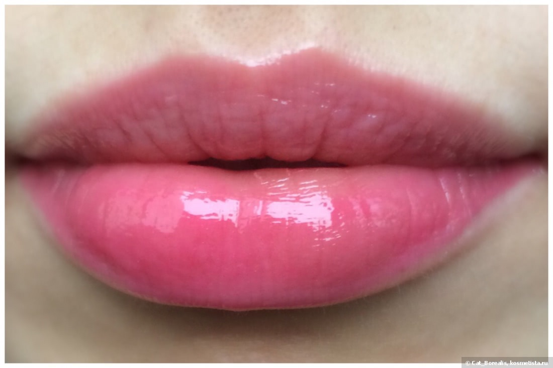 4 антидота для приунывшего помадоманьяка: YSL Kiss & Blush #9, Chanel Rouge Allure Gloss #16, Shiseido Lacquer Rouge RS 727 и Dior Rouge Dior Baume #640