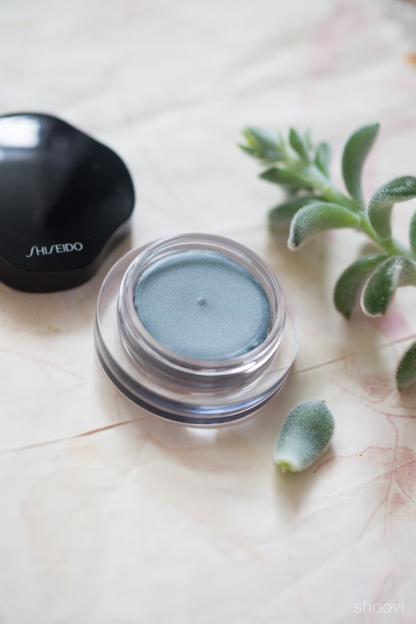 Сияющие кремовые тени Shiseido Makeup Shimmering Cream Eye Color в оттенке Tin