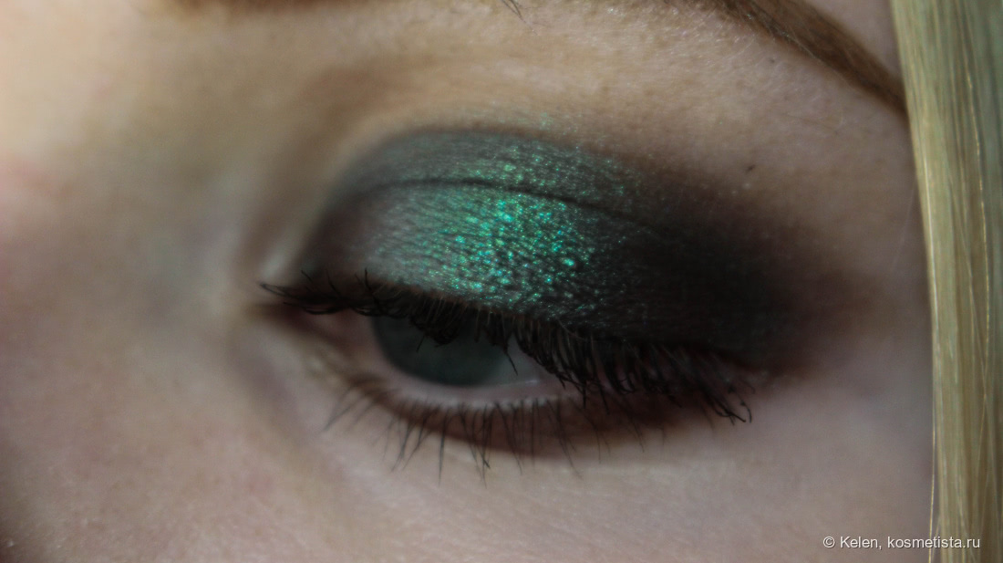 Разочарование года: Giorgio Armani Eye Tint Liquid Eyeshadow # 4 Emeraude