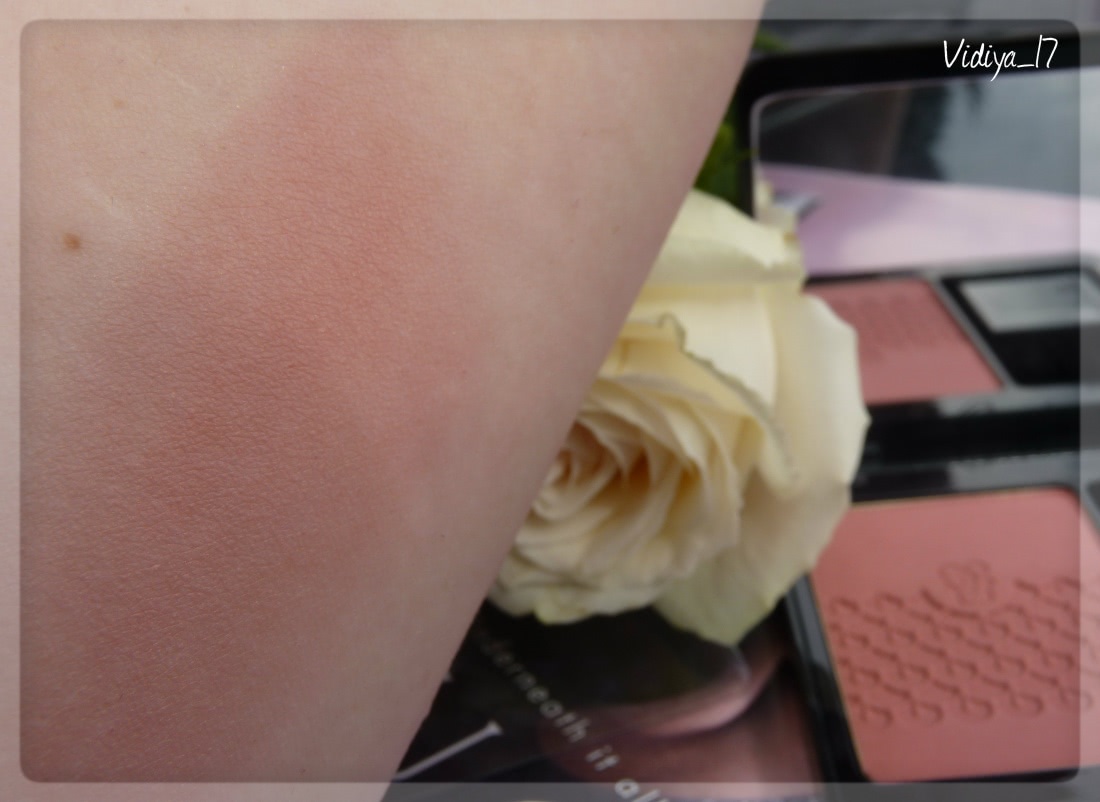 Румяна Guerlain Rose Aux Joues Tender Blush #05 Wonder Violette