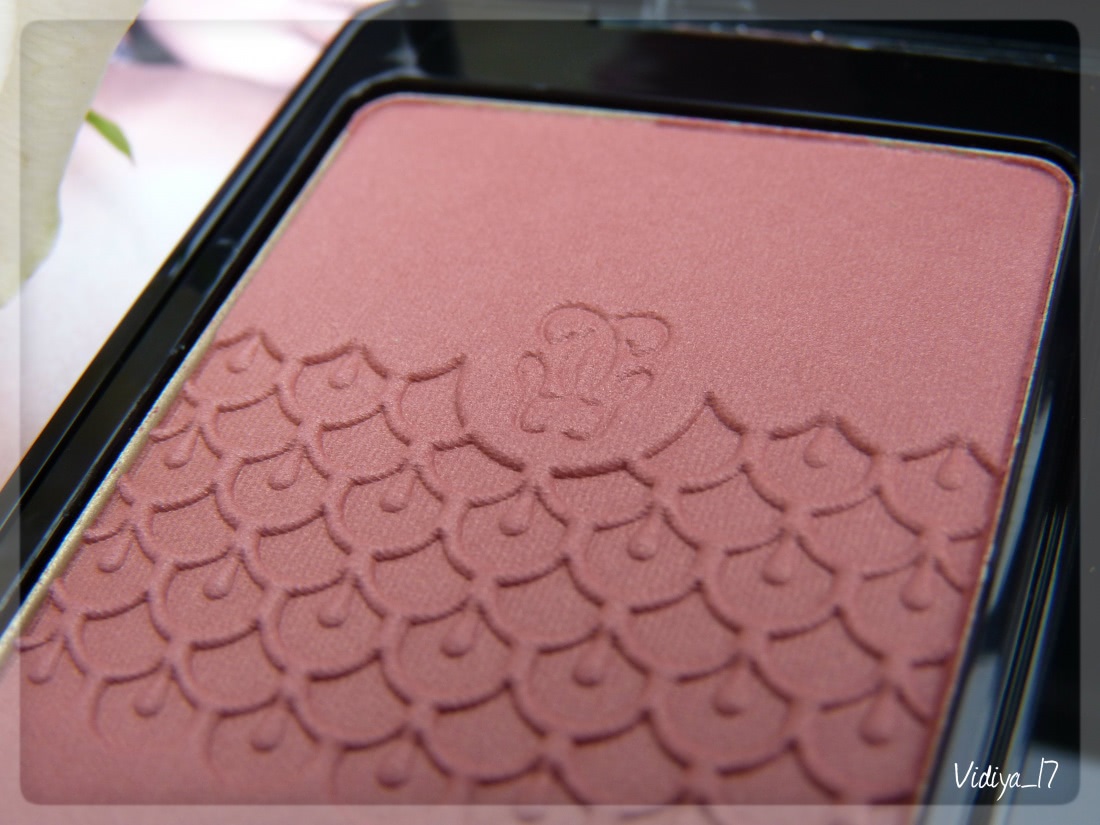Румяна Guerlain Rose Aux Joues Tender Blush #05 Wonder Violette