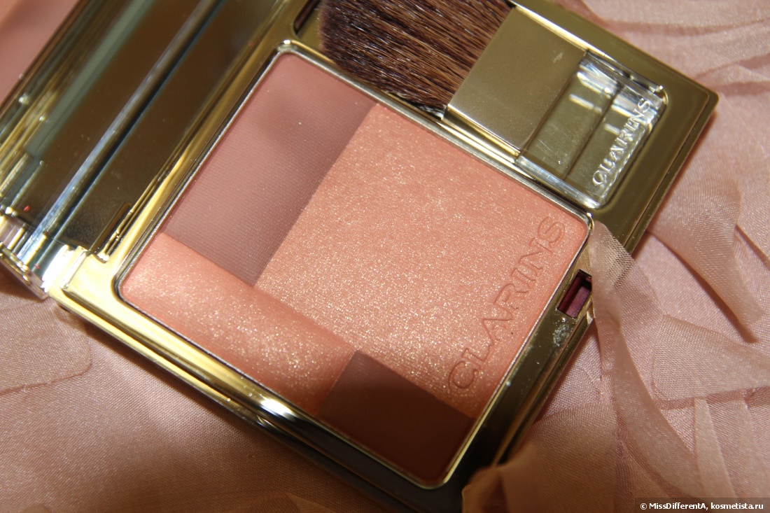 Любимые румяшки от Clarins Blush Prodige Illuminating Cheek Colour 04 sunset coral