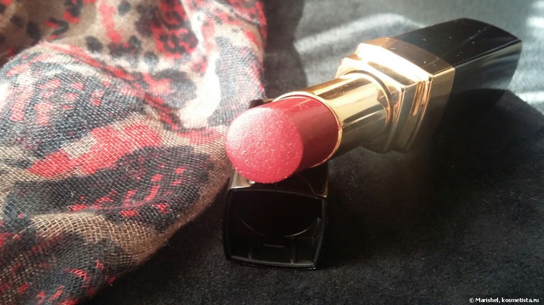 Chanel Rouge Coco Shine 81 Fiction