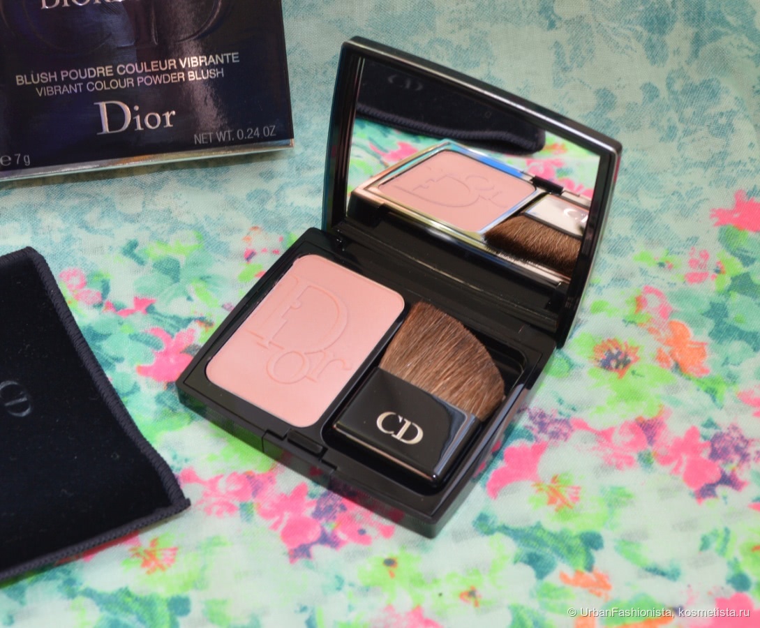 Dior Diorblush Vibrant Colour Powder Blush, #746 Beige Nude