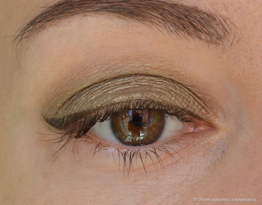 Жидкие тени Giorgio Armani Eye Tint Fluid Eye Color Film в оттенках #6 Green Iron и #8 Flannel