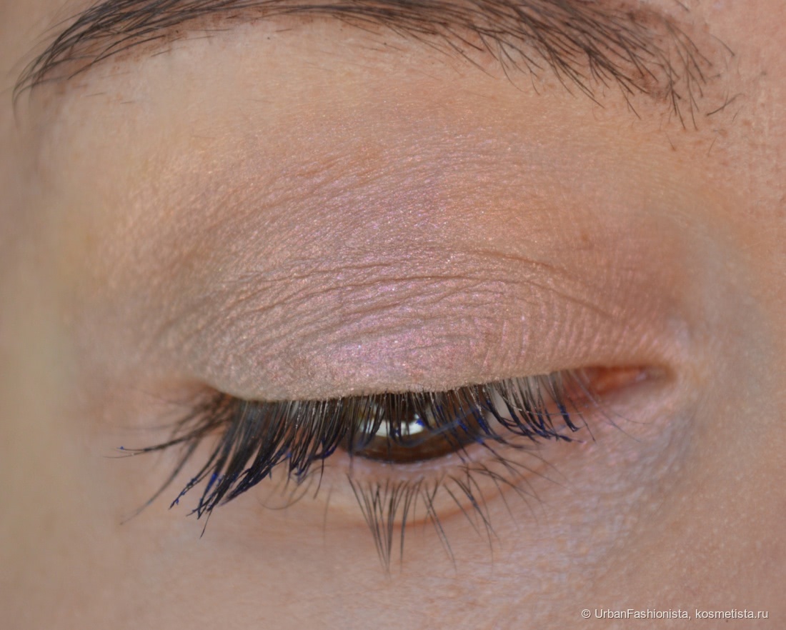Жидкие тени Giorgio Armani Eye Tint Fluid Eye Color Film в оттенках #6 Green Iron и #8 Flannel