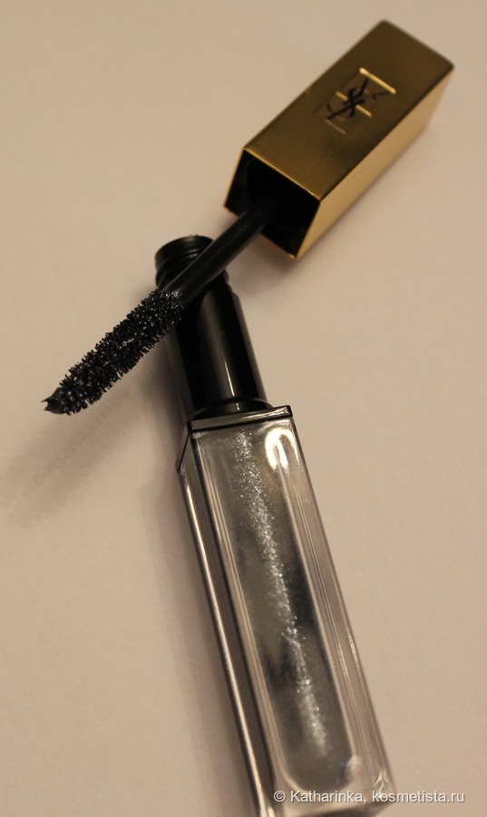 Yves Saint Laurent Mascara Vinyl Couture No 8 I’m The Storm Dark Sparkle Top Coat - ресницы в серебре