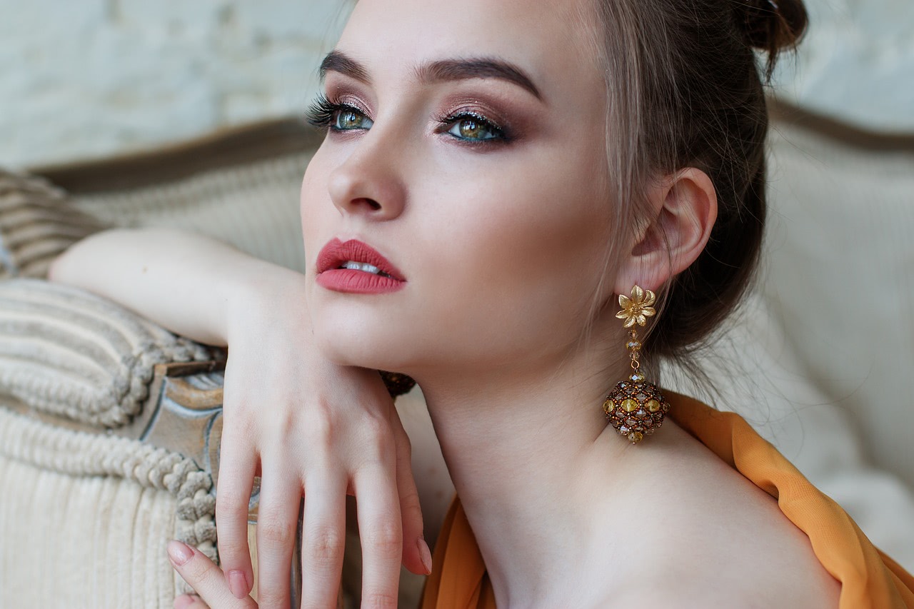 Осенний макияж 2019: тренды и новинки косметики