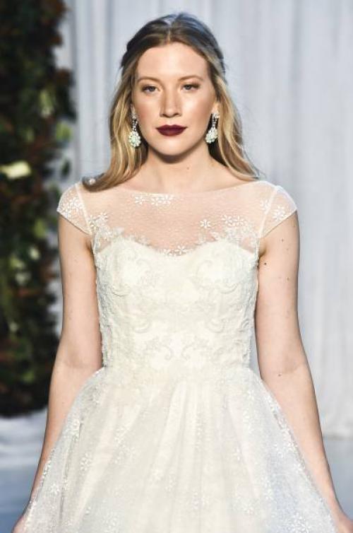 Макияж на свадьбу для невесты. Свадебный макияж-2019: модные тенденции и новинки
