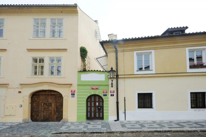 самый маленький дом в Праге