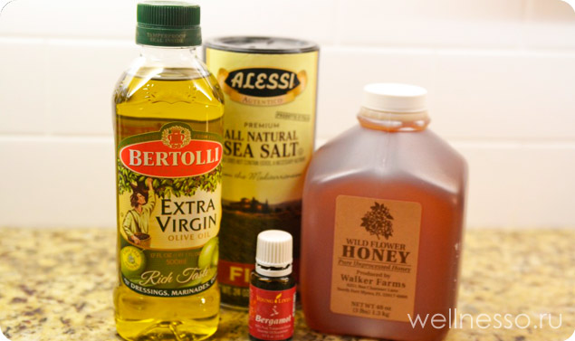 Ингредиенты для скраба из меда и морской соли